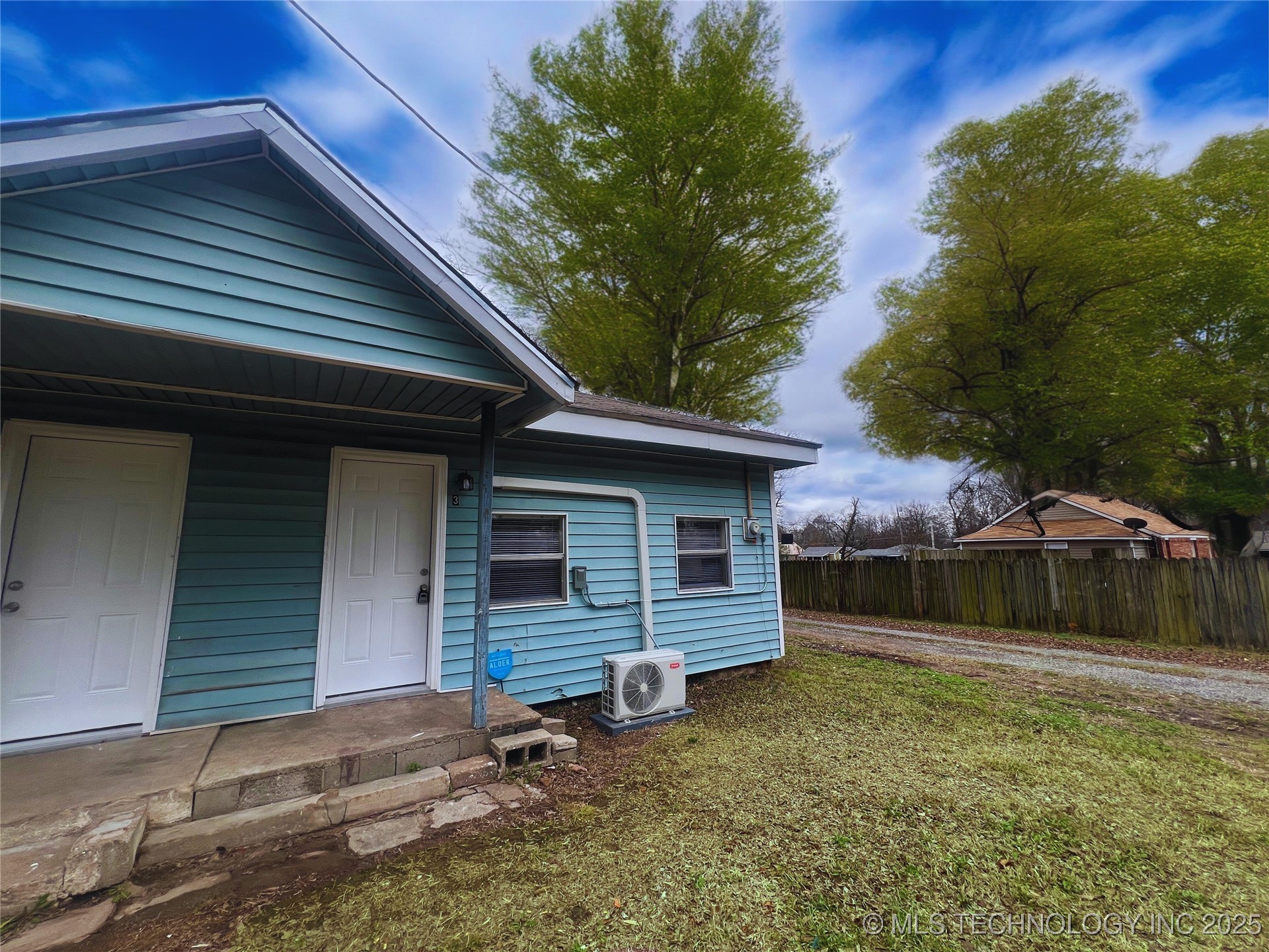 1108 N Jones Avenue Property Photo 41