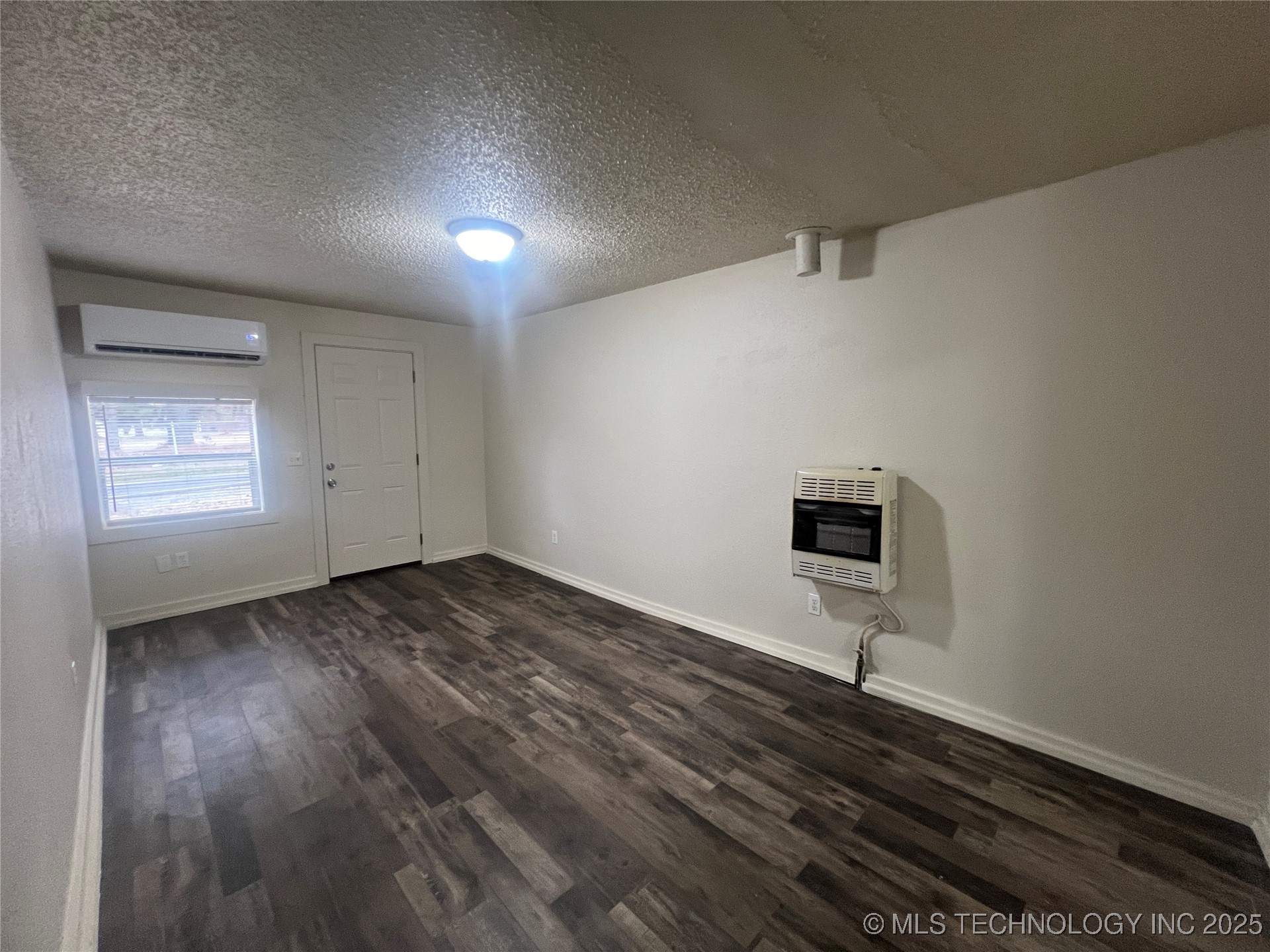 1108 N Jones Avenue Property Photo 45