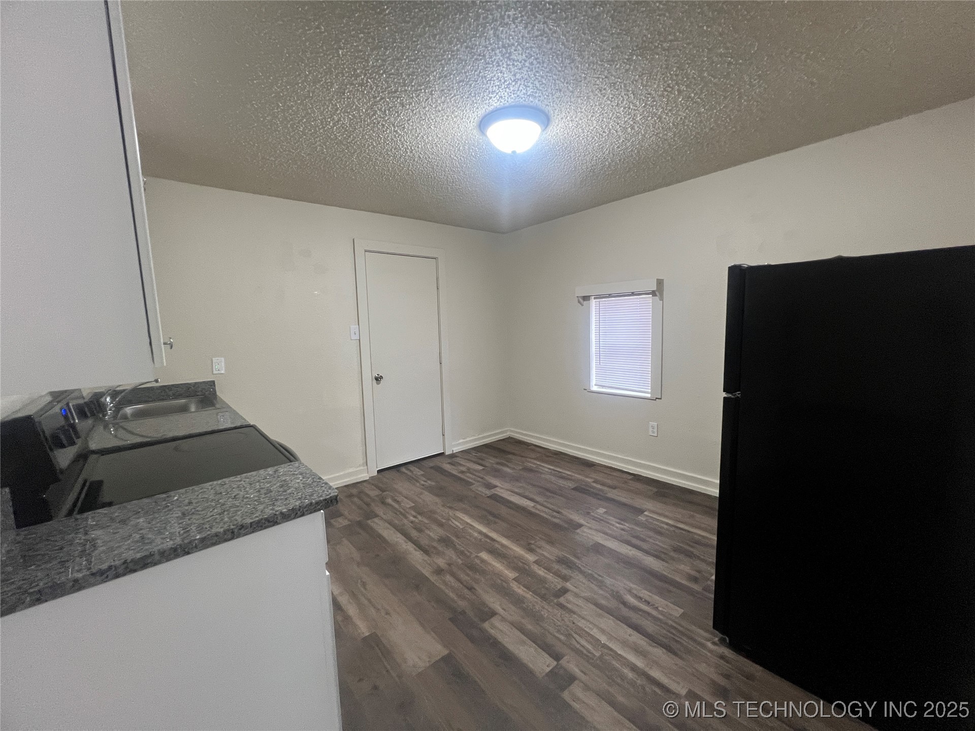 1108 N Jones Avenue Property Photo 49