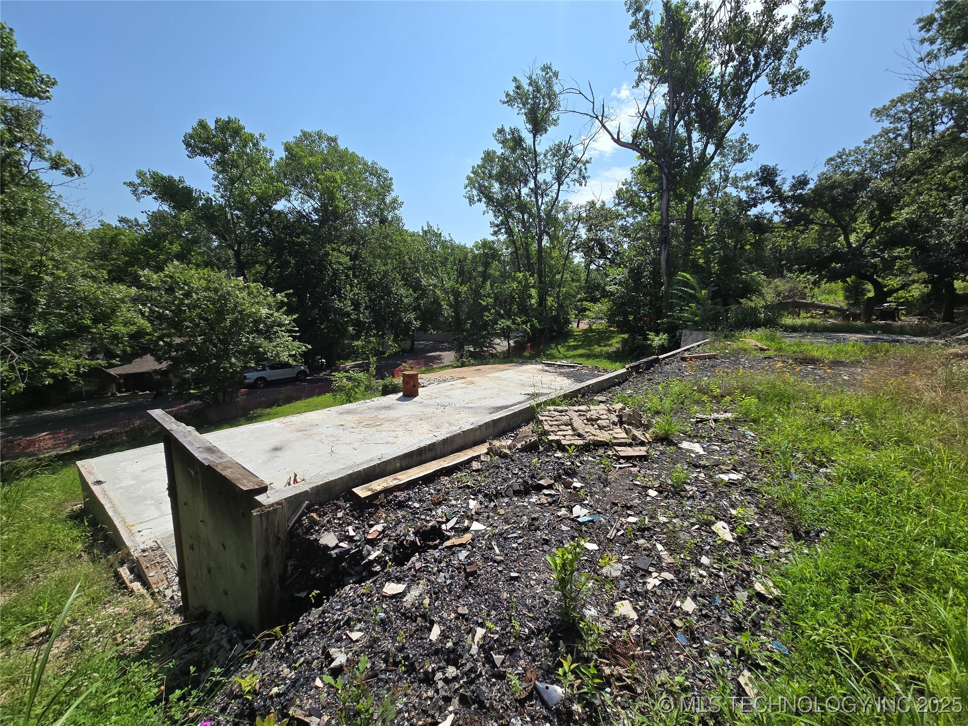 1274 Sleepy Hollow Drive Property Photo 8