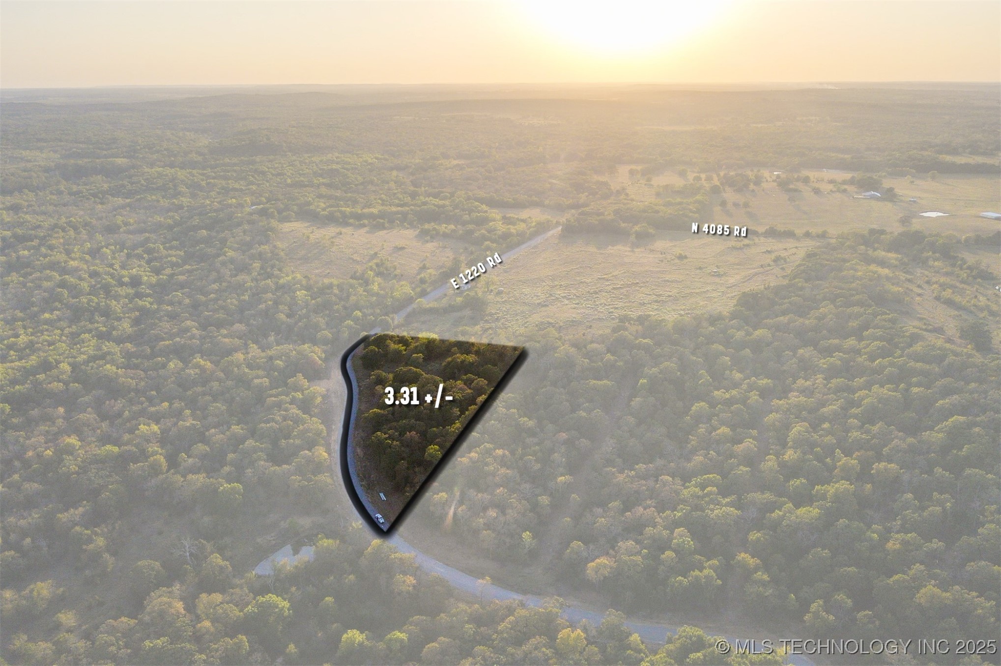 29 E 1220 Road Property Photo 1