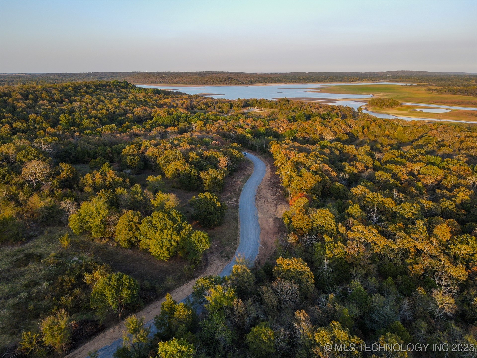 29 E 1220 Road Property Photo 8