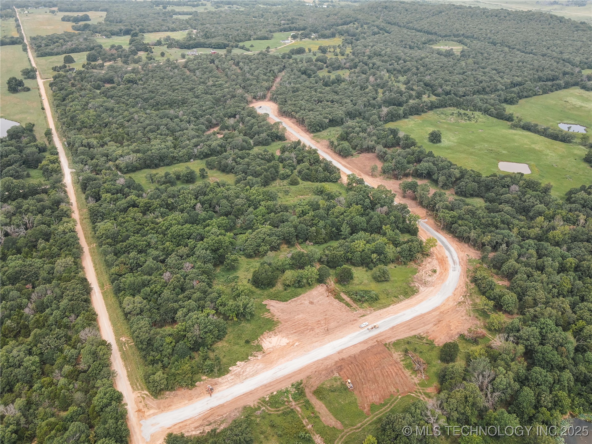 20 E 1215 Road Property Photo 5