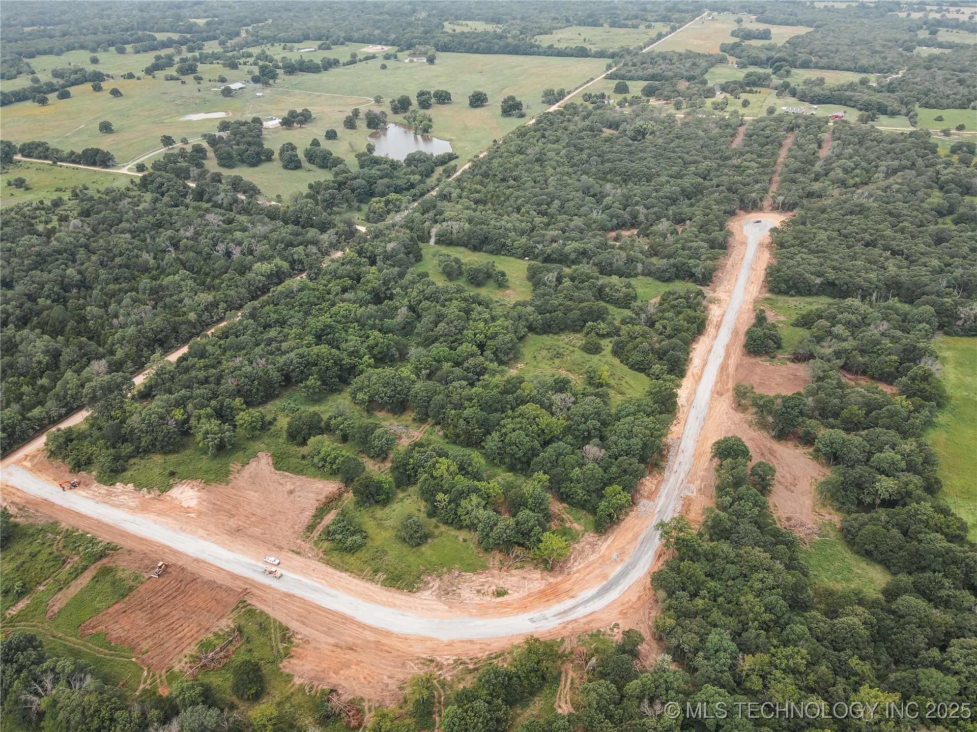 20 E 1215 Road Property Photo 6