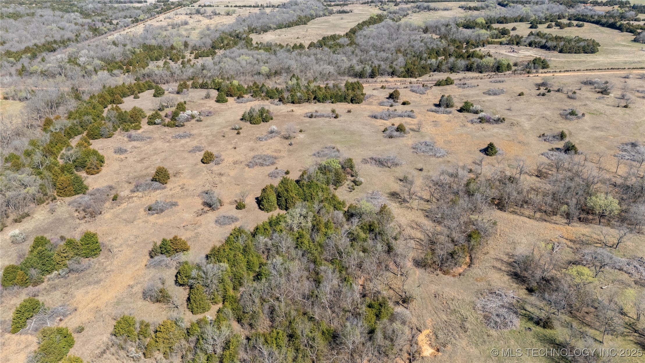 001 E 800 Road Property Photo 13