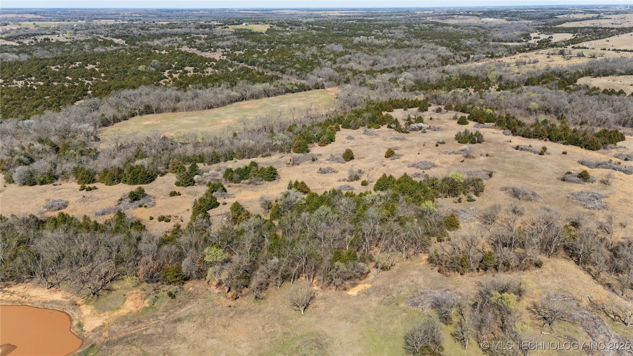 001 E 800 Road Property Photo 14