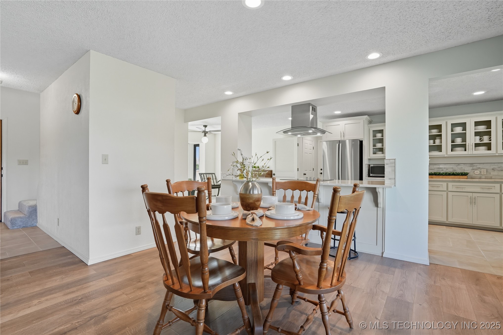 13542 N 155th East Avenue Property Photo 9