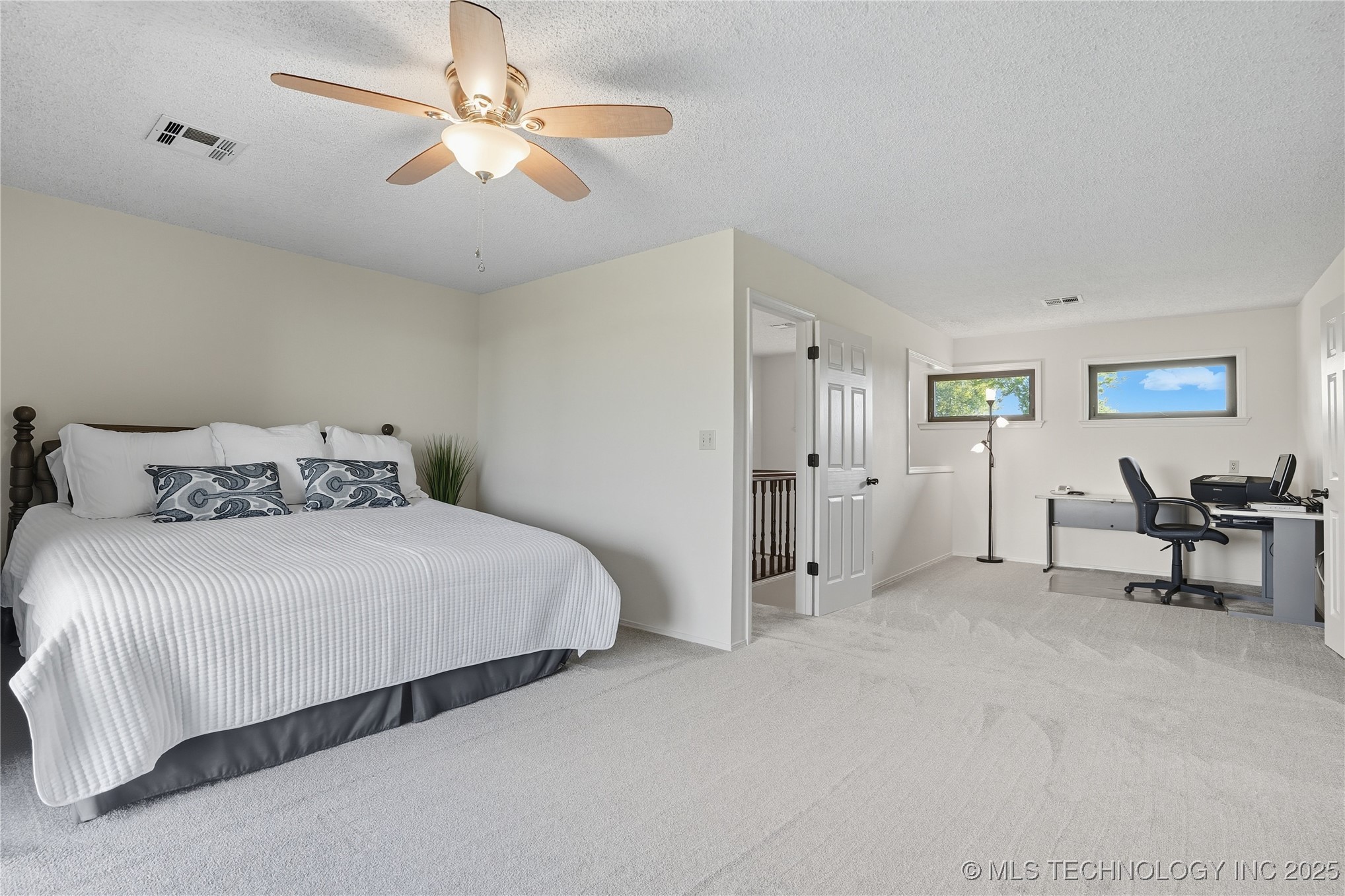 13542 N 155th East Avenue Property Photo 23