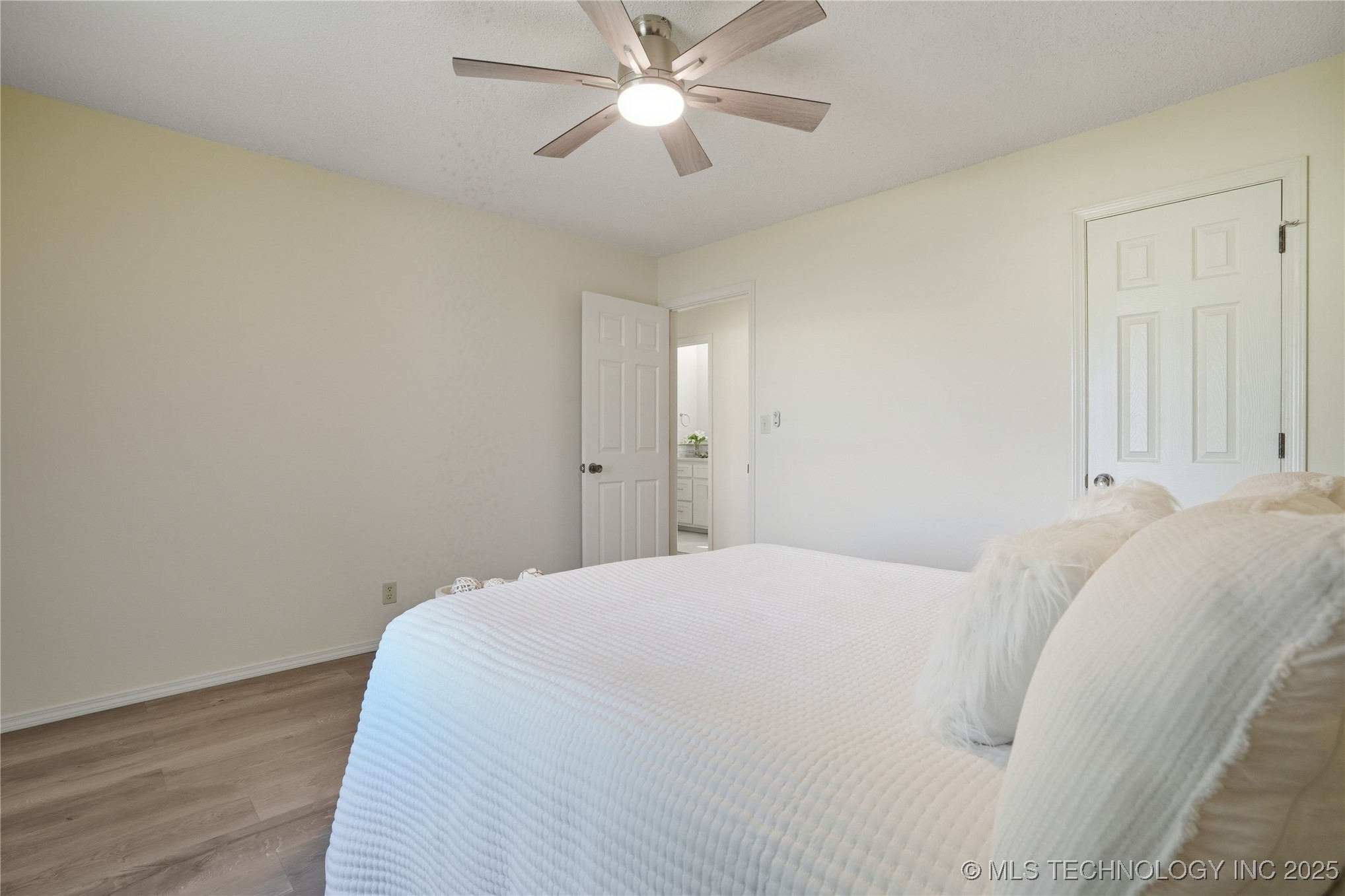 13542 N 155th East Avenue Property Photo 38