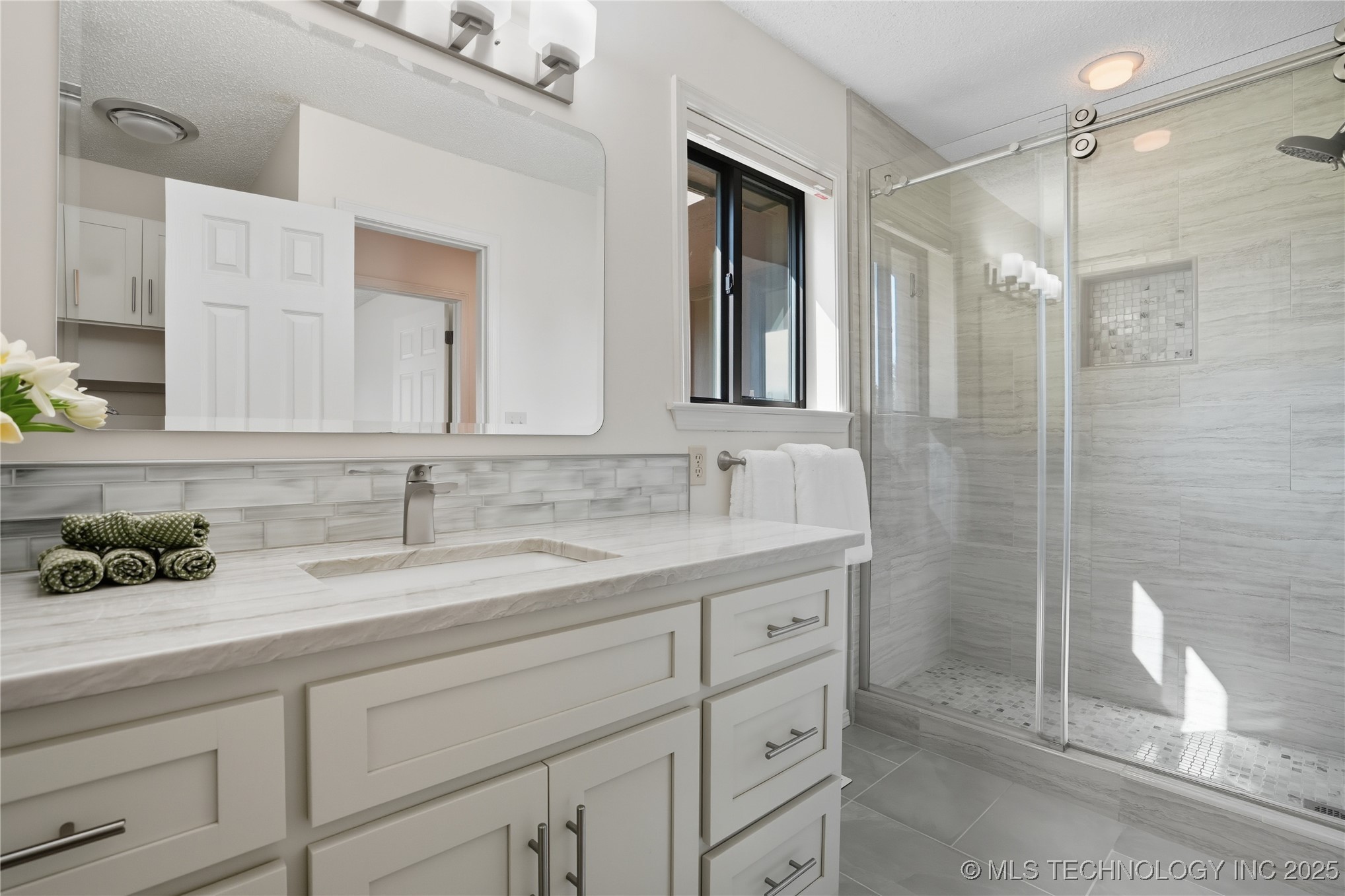 13542 N 155th East Avenue Property Photo 41