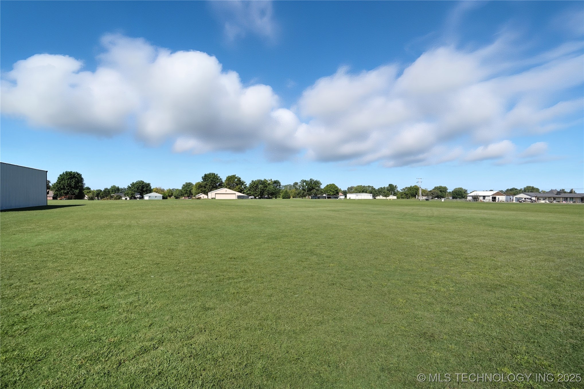 13542 N 155th East Avenue Property Photo 54