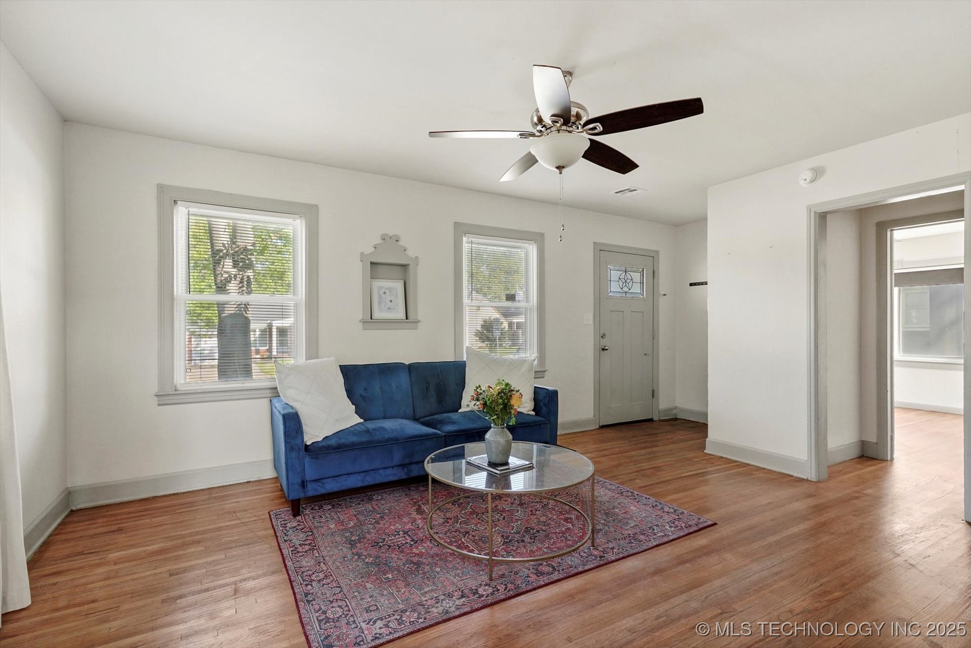 3310 E Admiral Court Property Photo 4