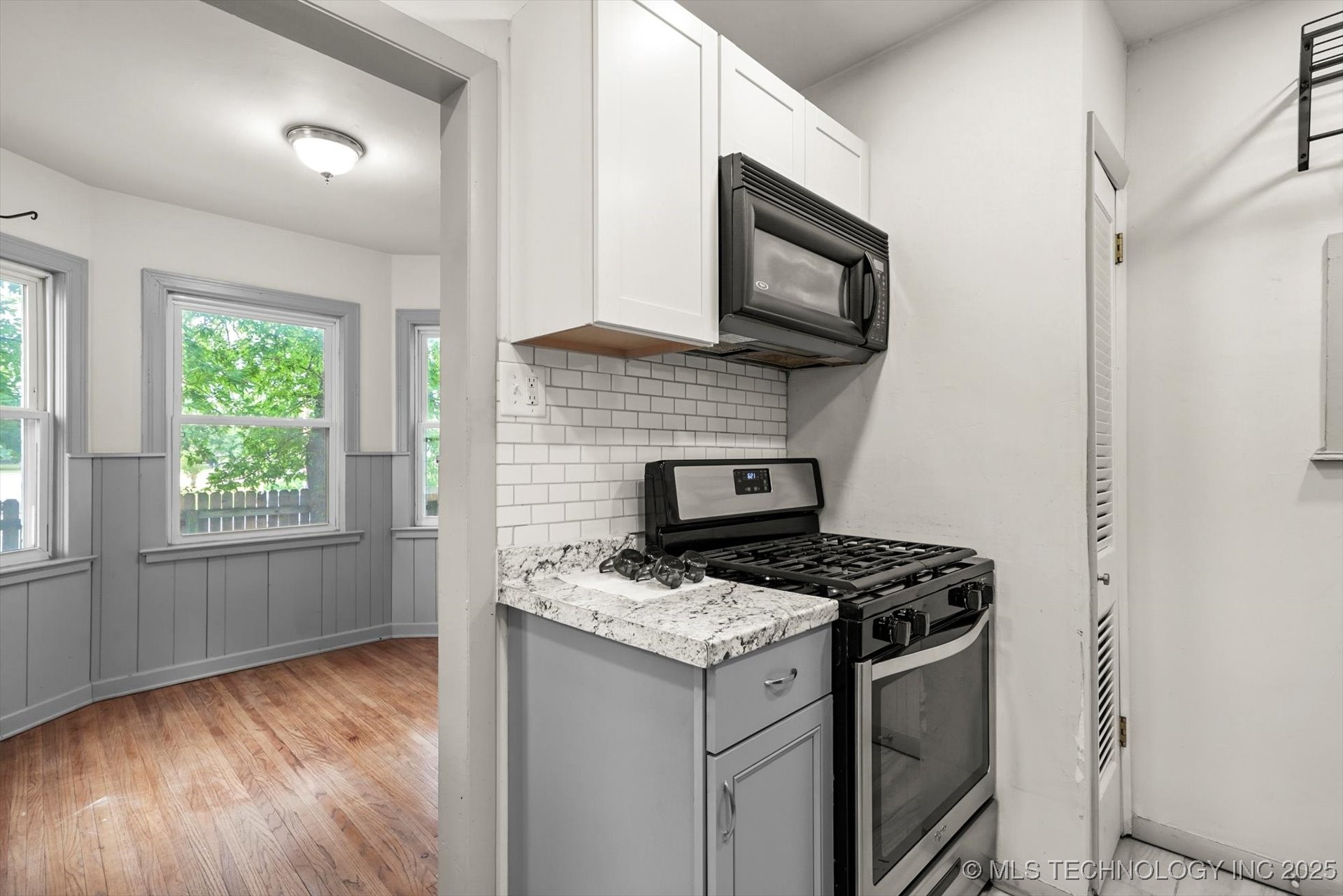 3310 E Admiral Court Property Photo 10