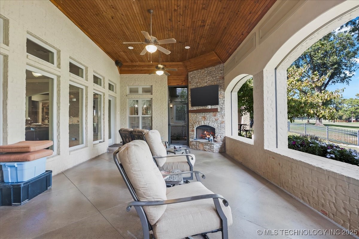 4309 S Mimosa Avenue Property Photo 10