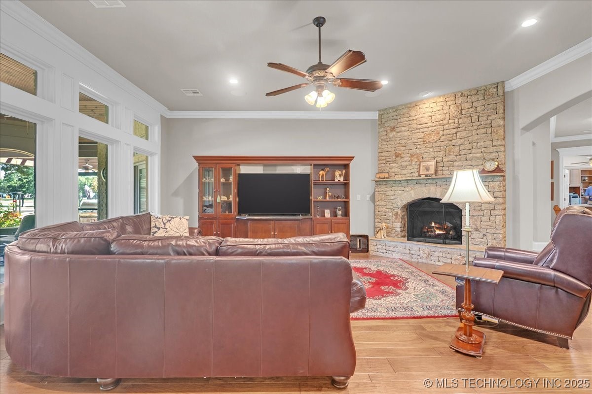 4309 S Mimosa Avenue Property Photo 19