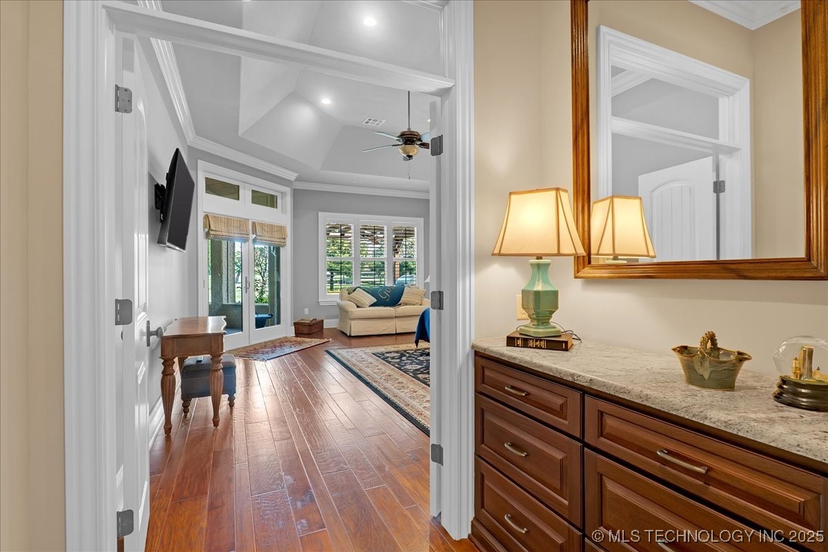 4309 S Mimosa Avenue Property Photo 32