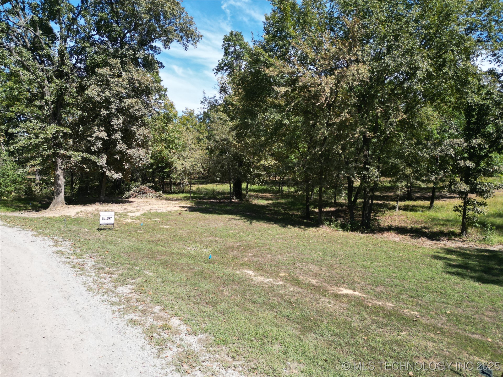 27 S 4296 Road Property Photo 5