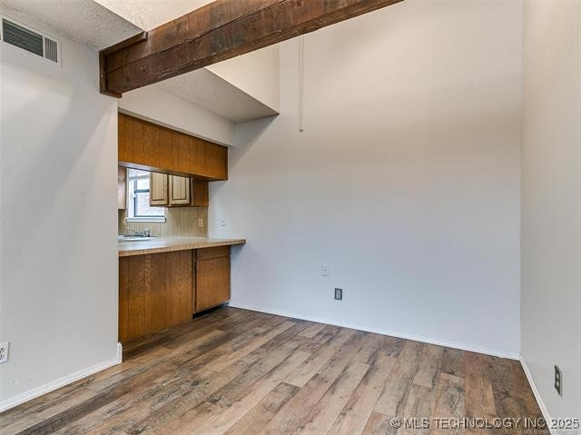 12923 E 28th Place Property Photo 10