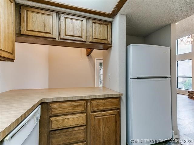 12923 E 28th Place Property Photo 18