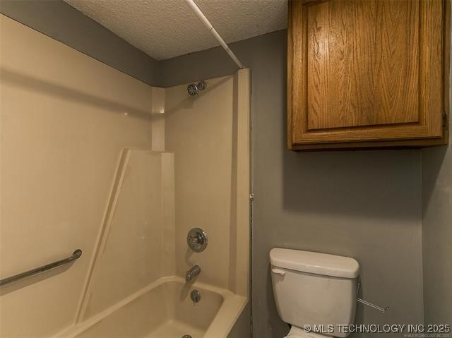 12923 E 28th Place Property Photo 28