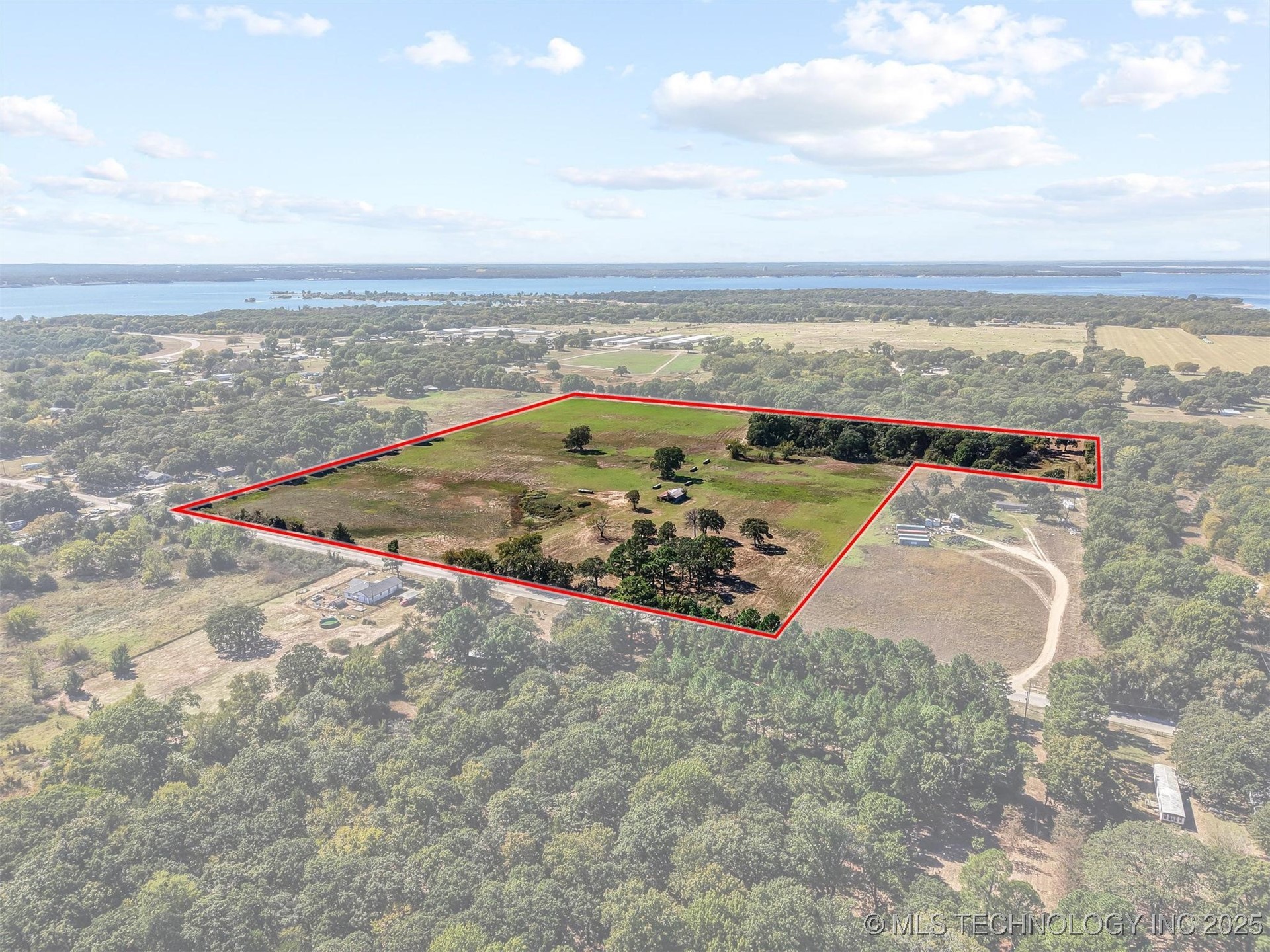 00 N 4th Avenue Property Photo 5