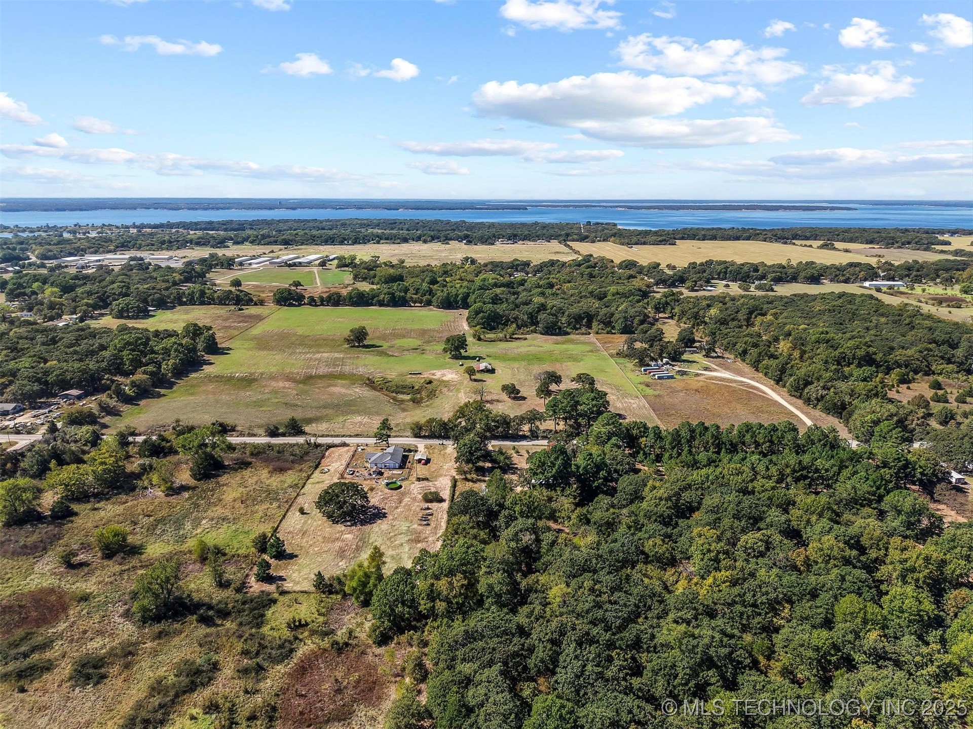 00 N 4th Avenue Property Photo 8