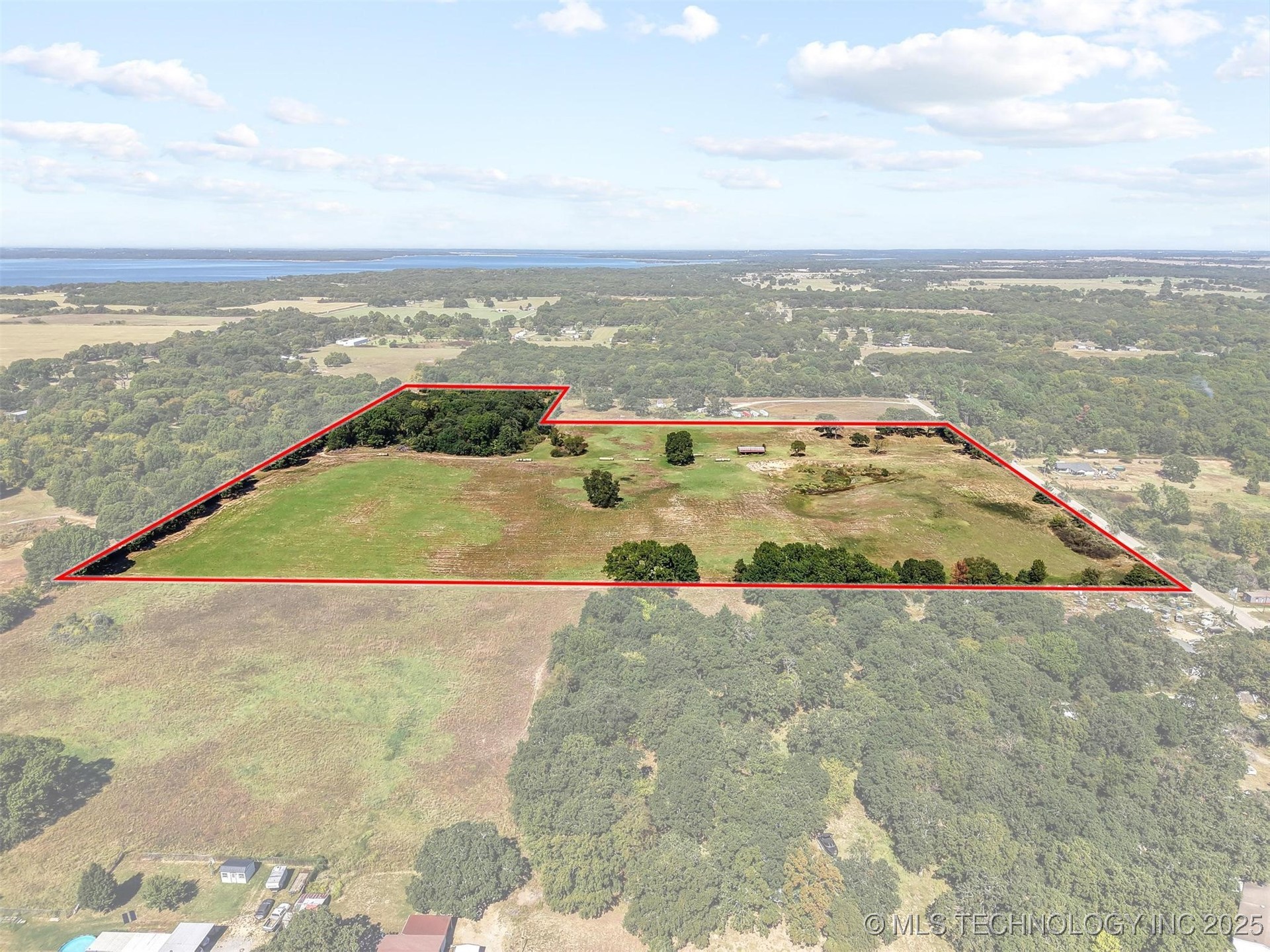 00 N 4th Avenue Property Photo 14