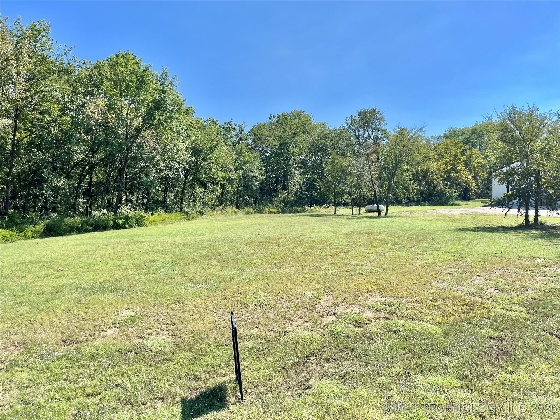 6805 Bobbie Little Drive Property Photo 4