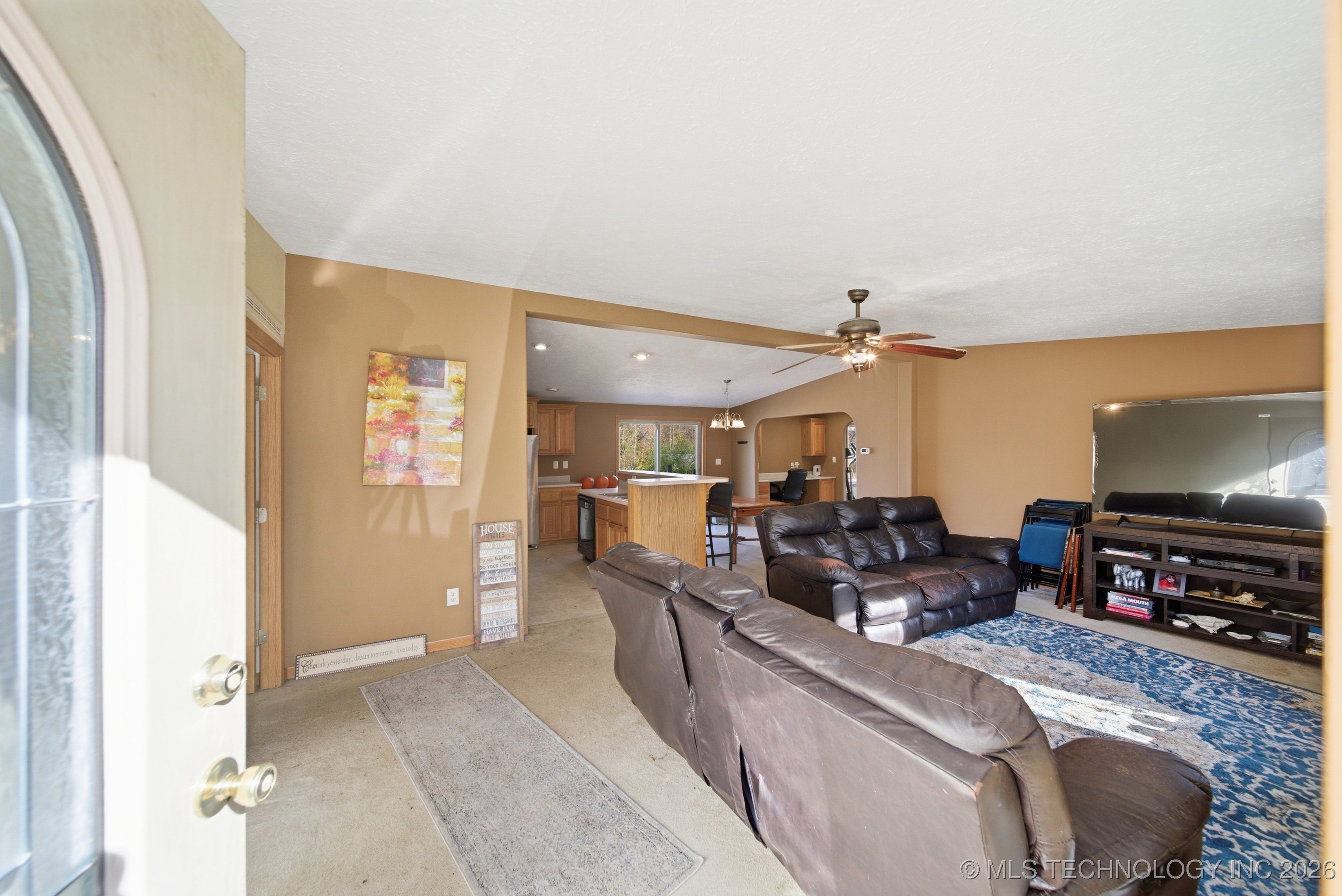 19075 E Timber Trail Property Photo 6