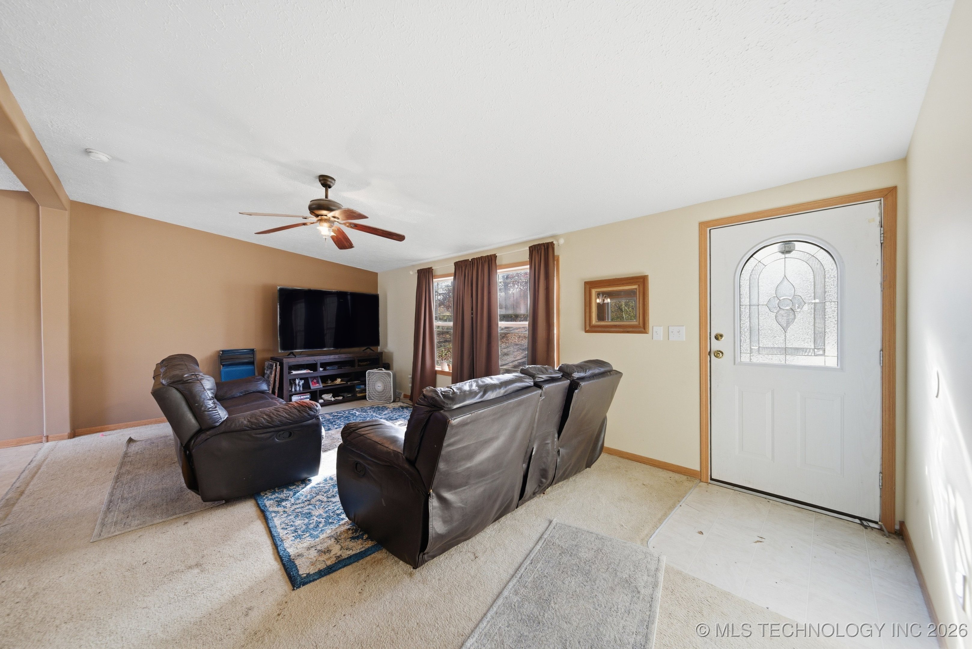 19075 E Timber Trail Property Photo 7