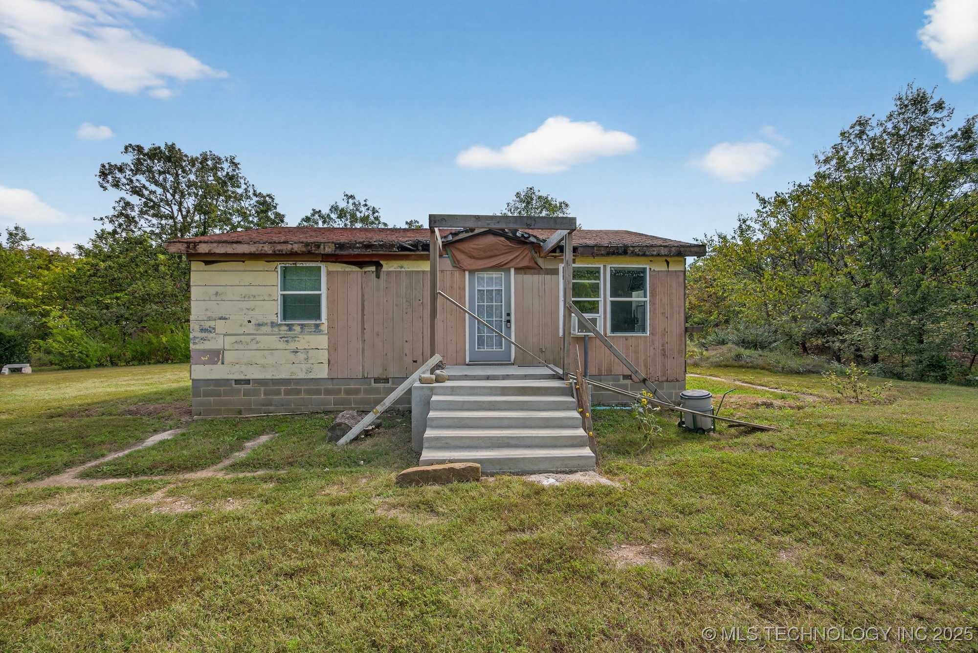 439148 E 60 Road Property Photo 4
