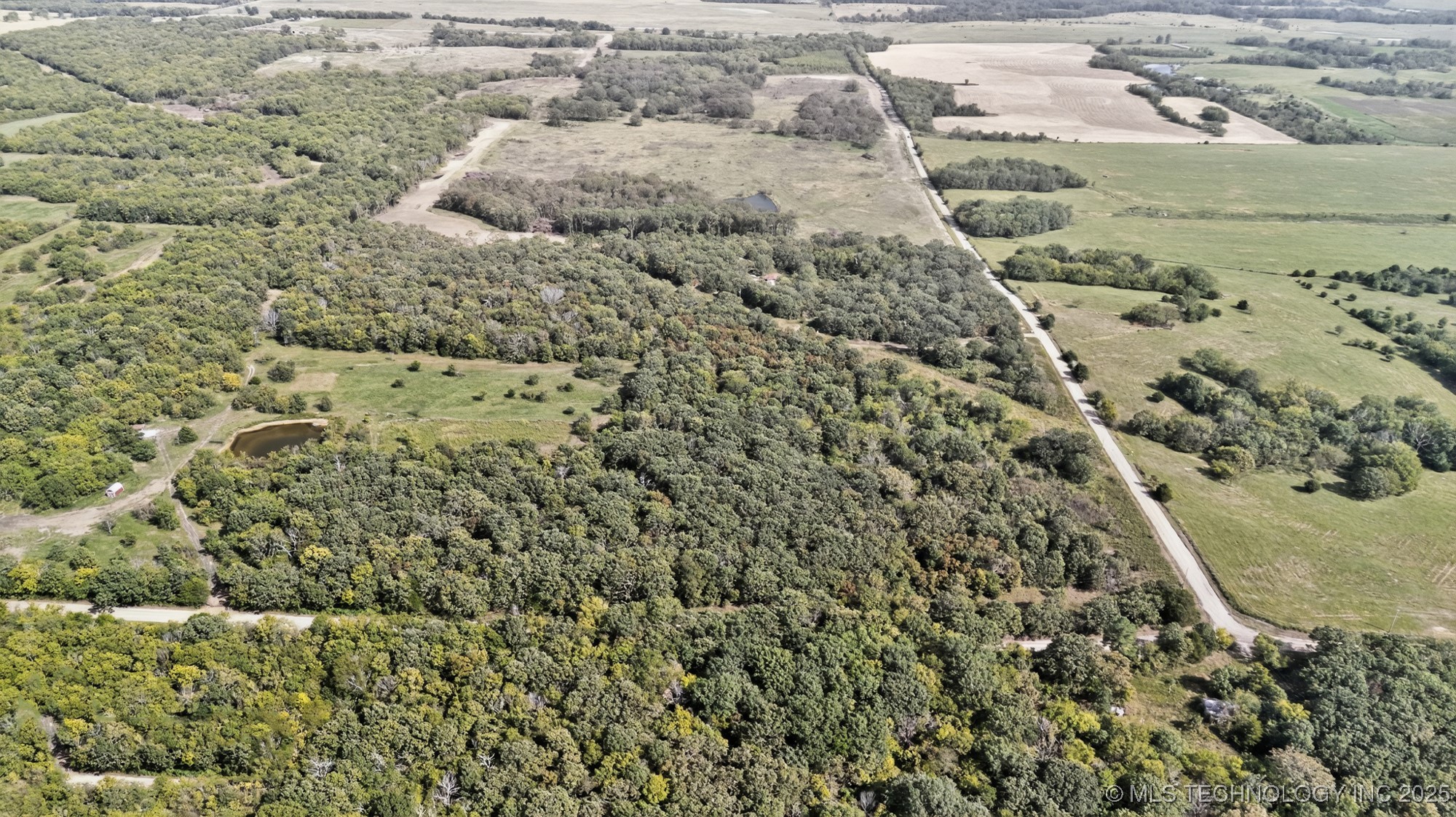 439148 E 60 Road Property Photo 38