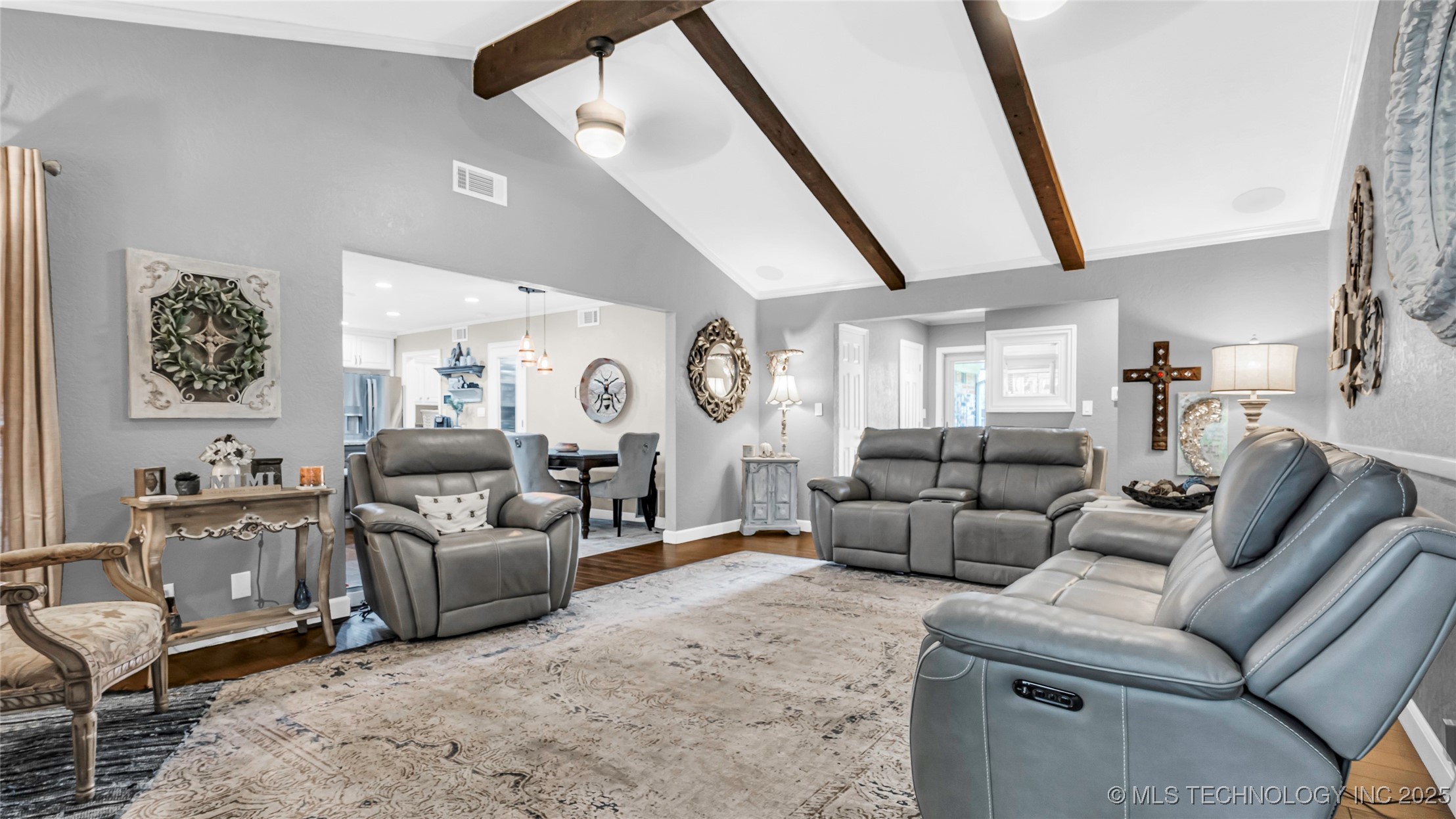 1602 Rosedale Property Photo 7