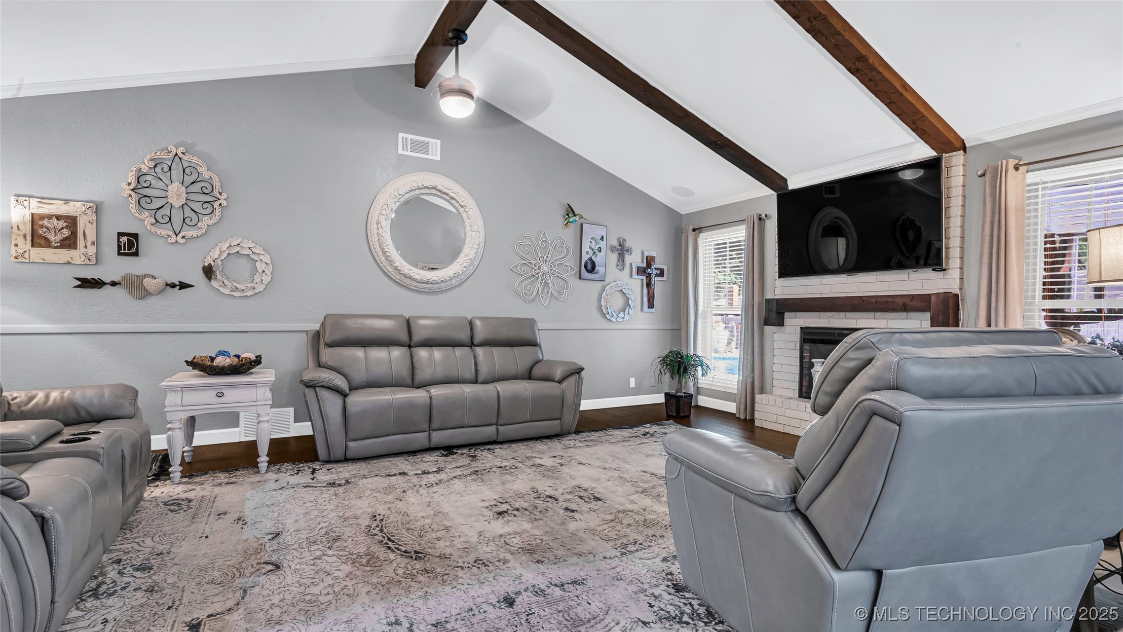 1602 Rosedale Property Photo 8