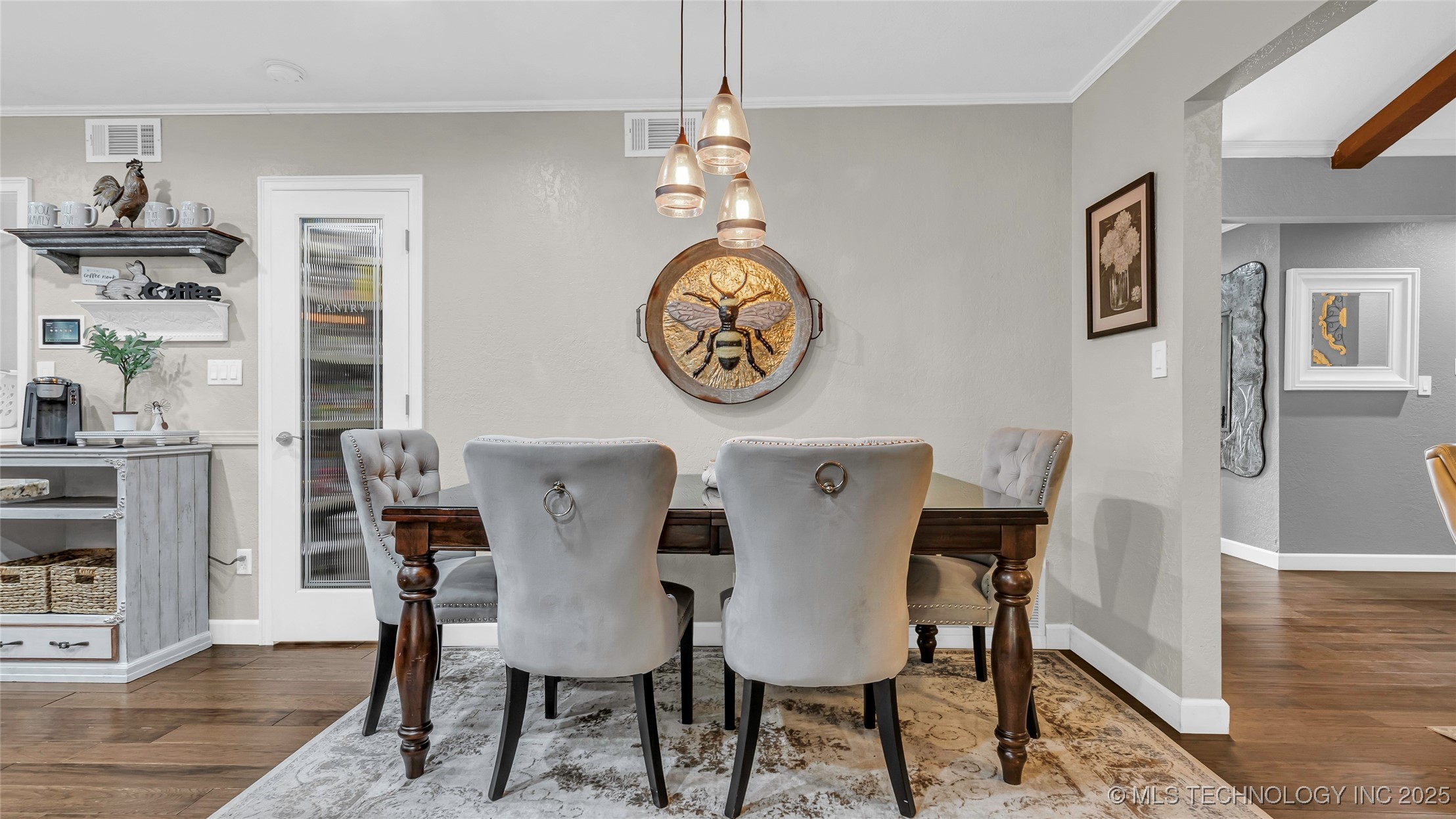 1602 Rosedale Property Photo 10