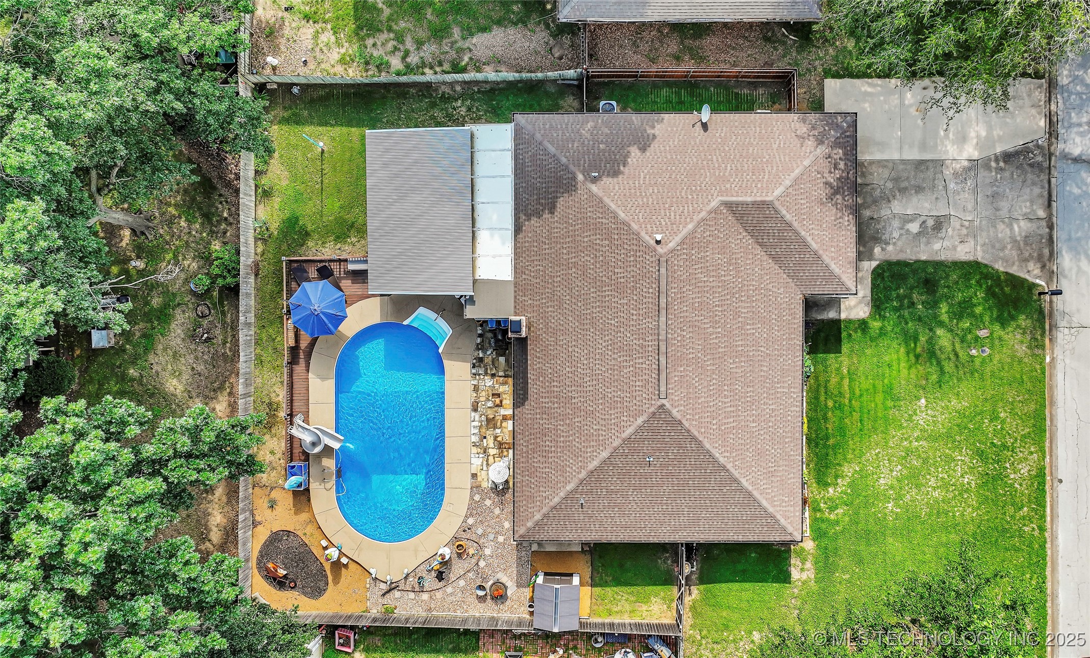 1602 Rosedale Property Photo 34