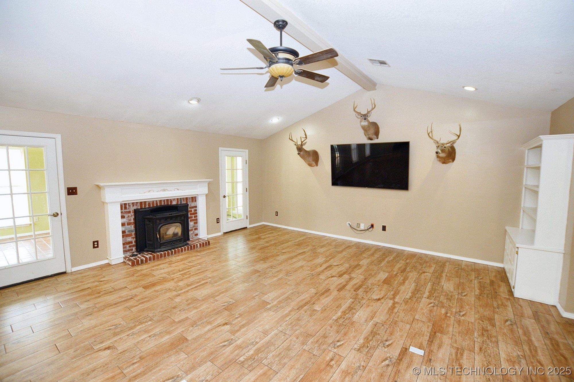 1430 Williams Street Property Photo 2