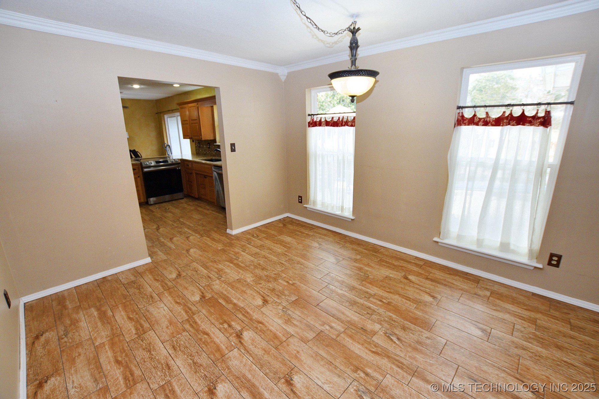 1430 Williams Street Property Photo 6