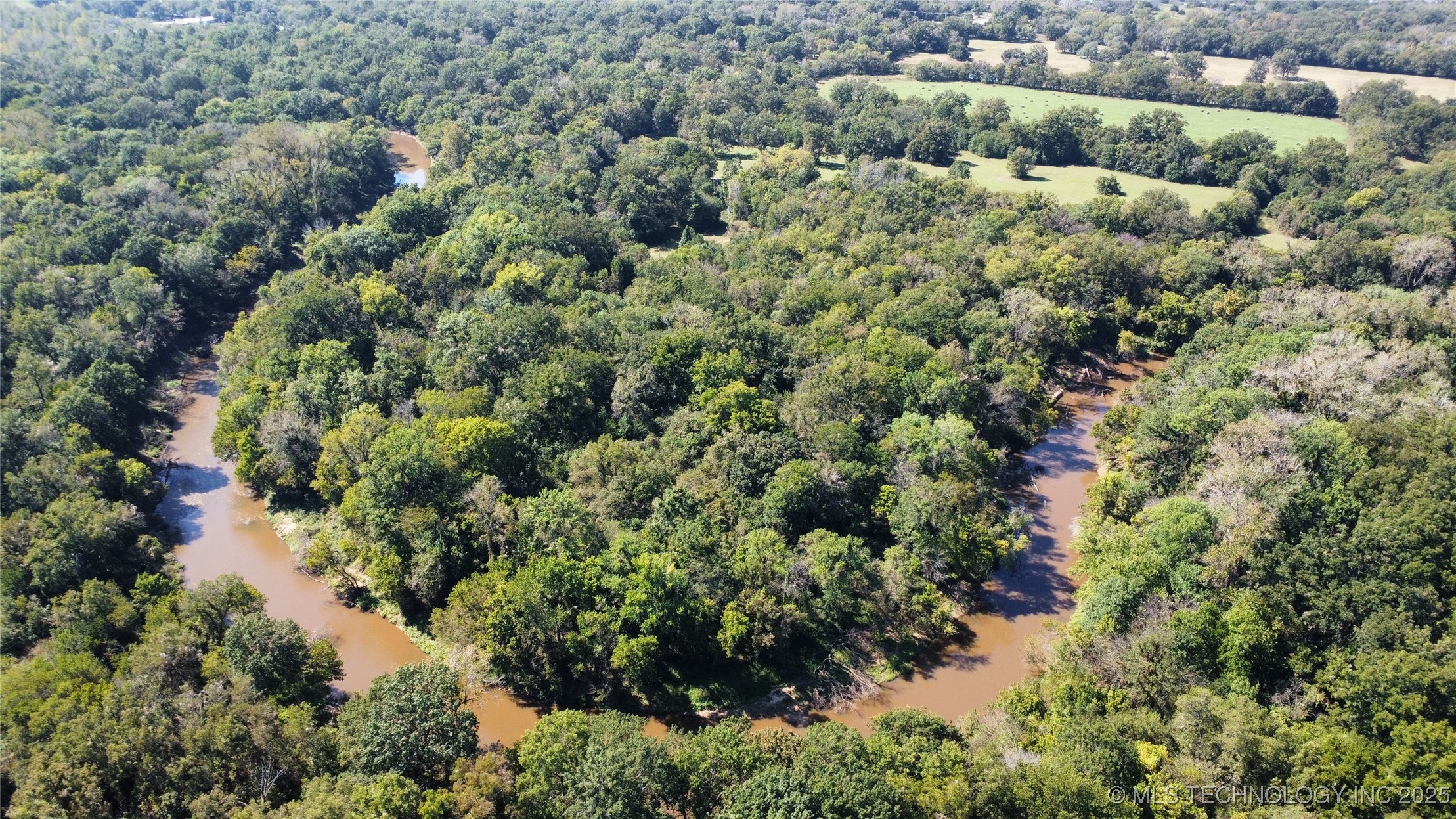 9839 N Peoria Avenue Property Photo 4