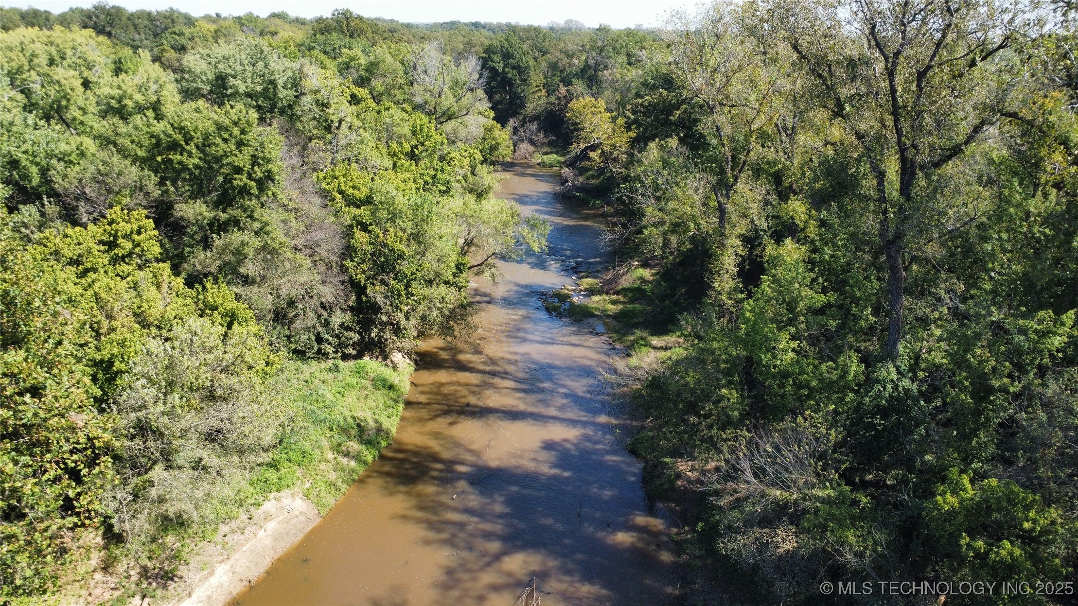 9839 N Peoria Avenue Property Photo 7