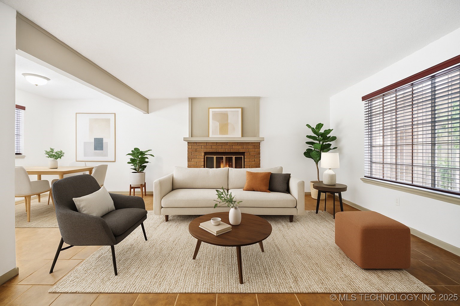 4804 S Victor Avenue 4804a Property Photo 4