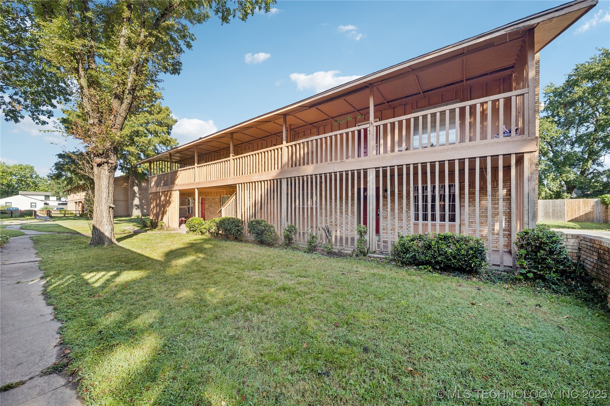 4804 S Victor Avenue 4804a Property Photo 20