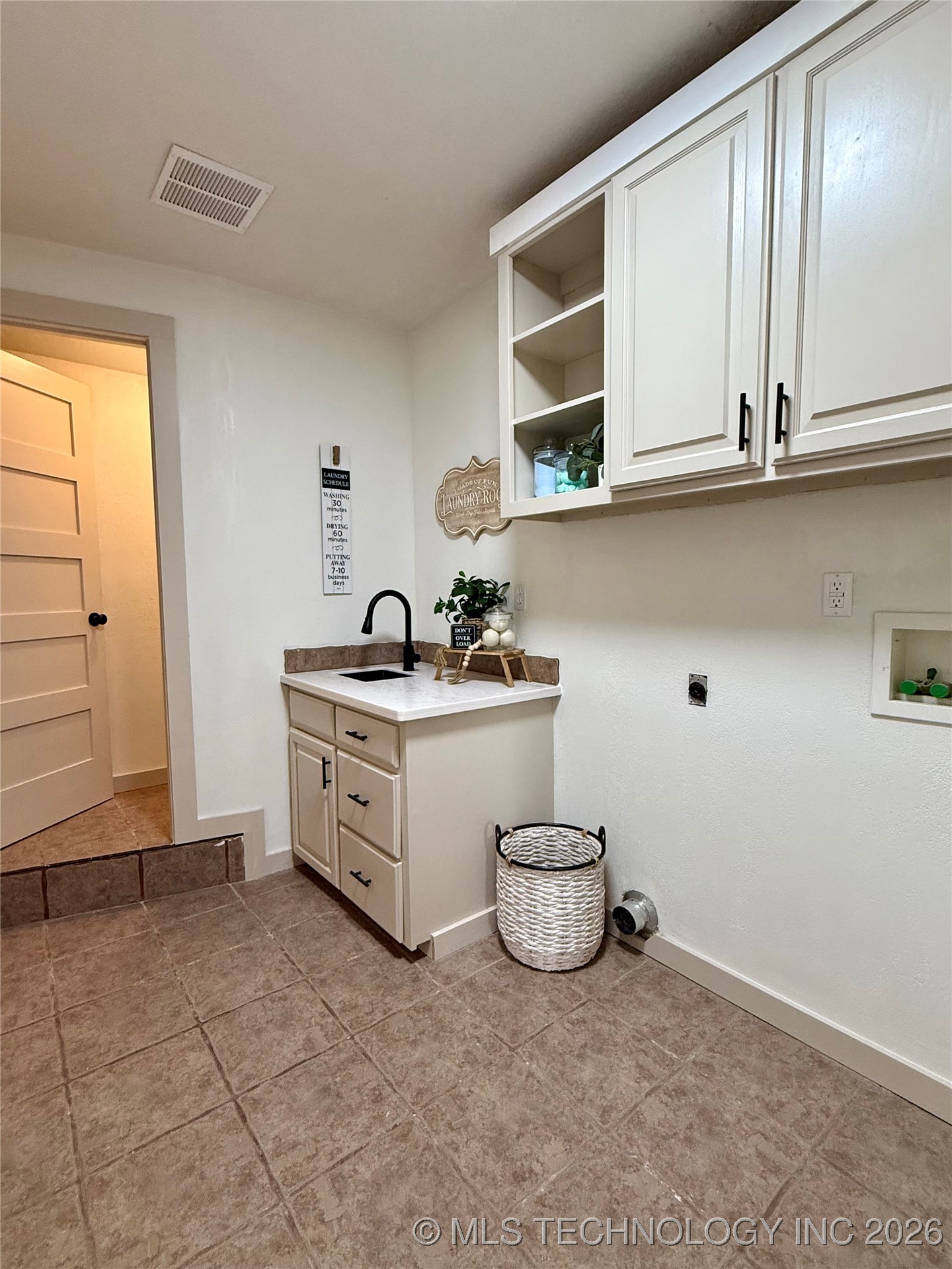 109 Evergreen Property Photo 21