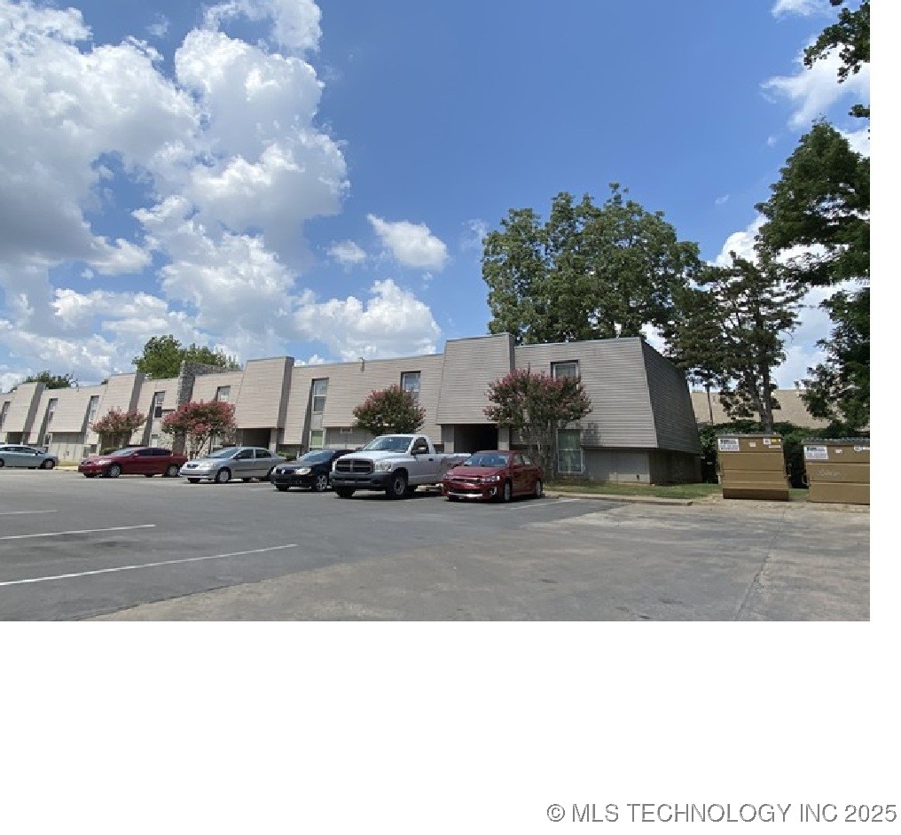 1441 E 62nd Street N Property Photo 1