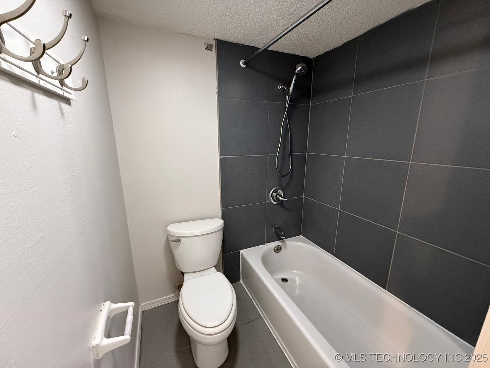 1441 E 62nd Street N Property Photo 12