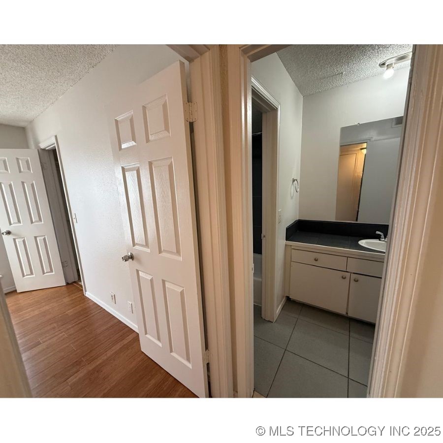 1441 E 62nd Street N Property Photo 16