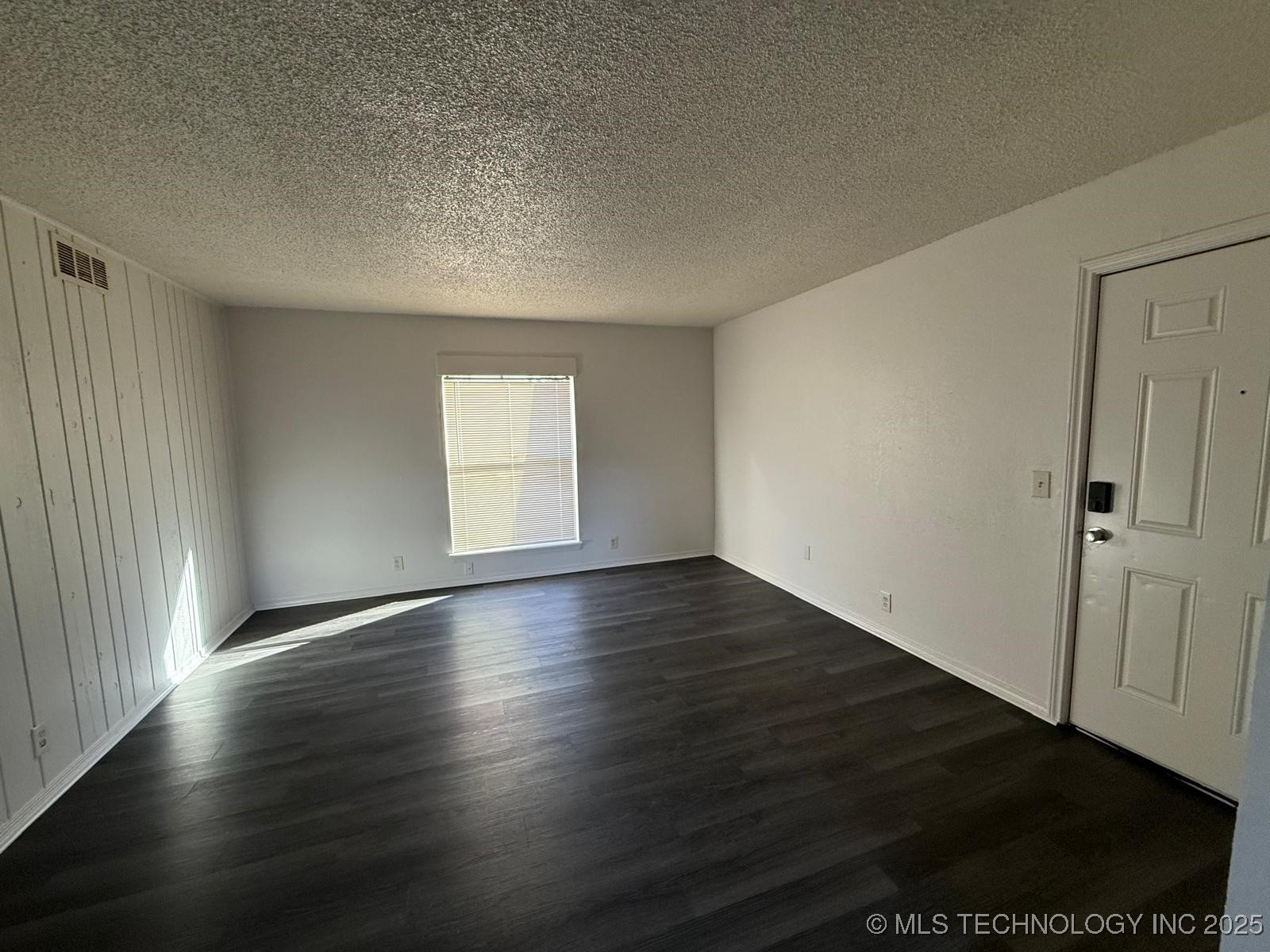 1429 E 62nd Street G Property Photo 12