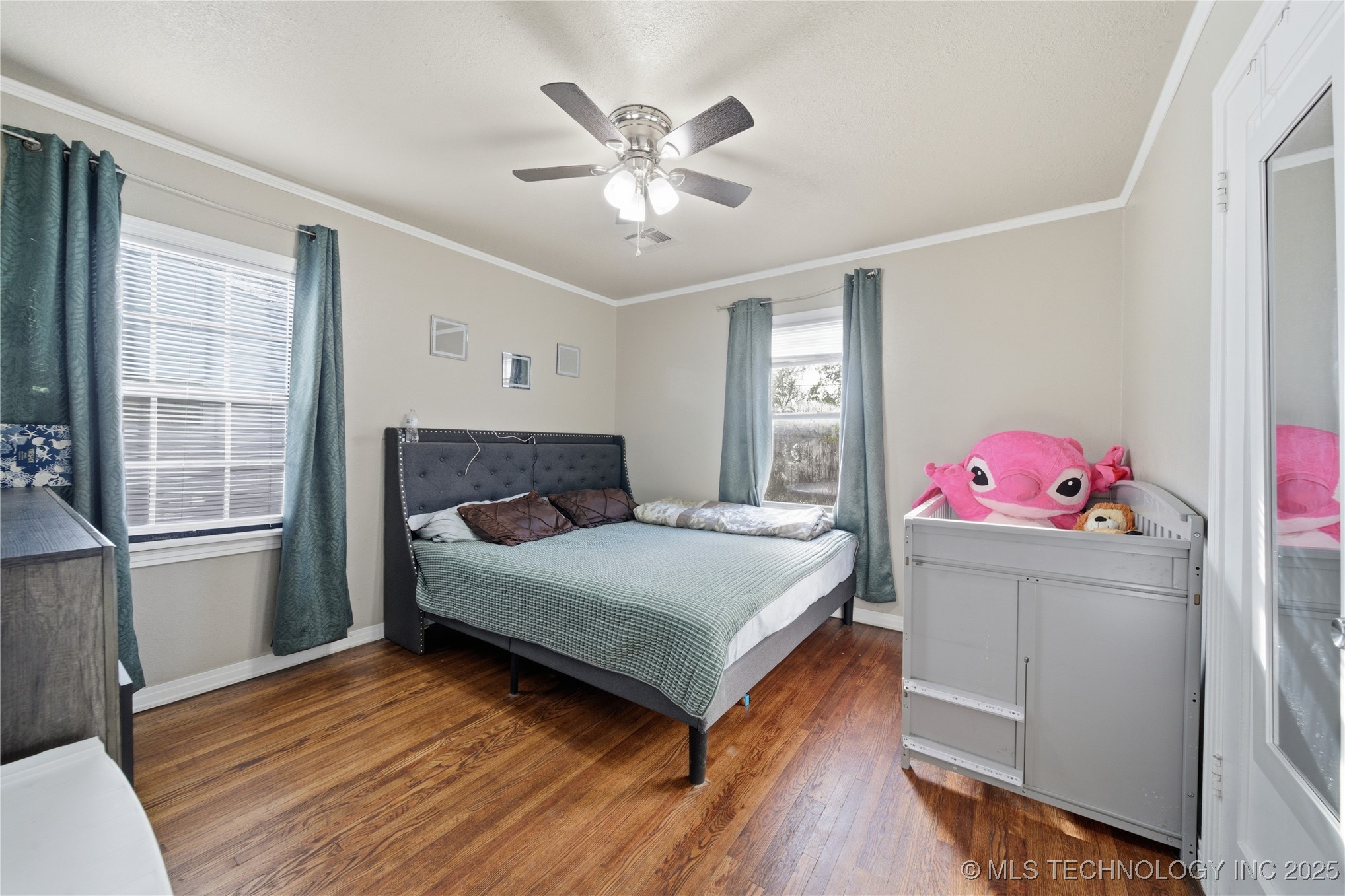 3212 E Haskell Street Property Photo 19