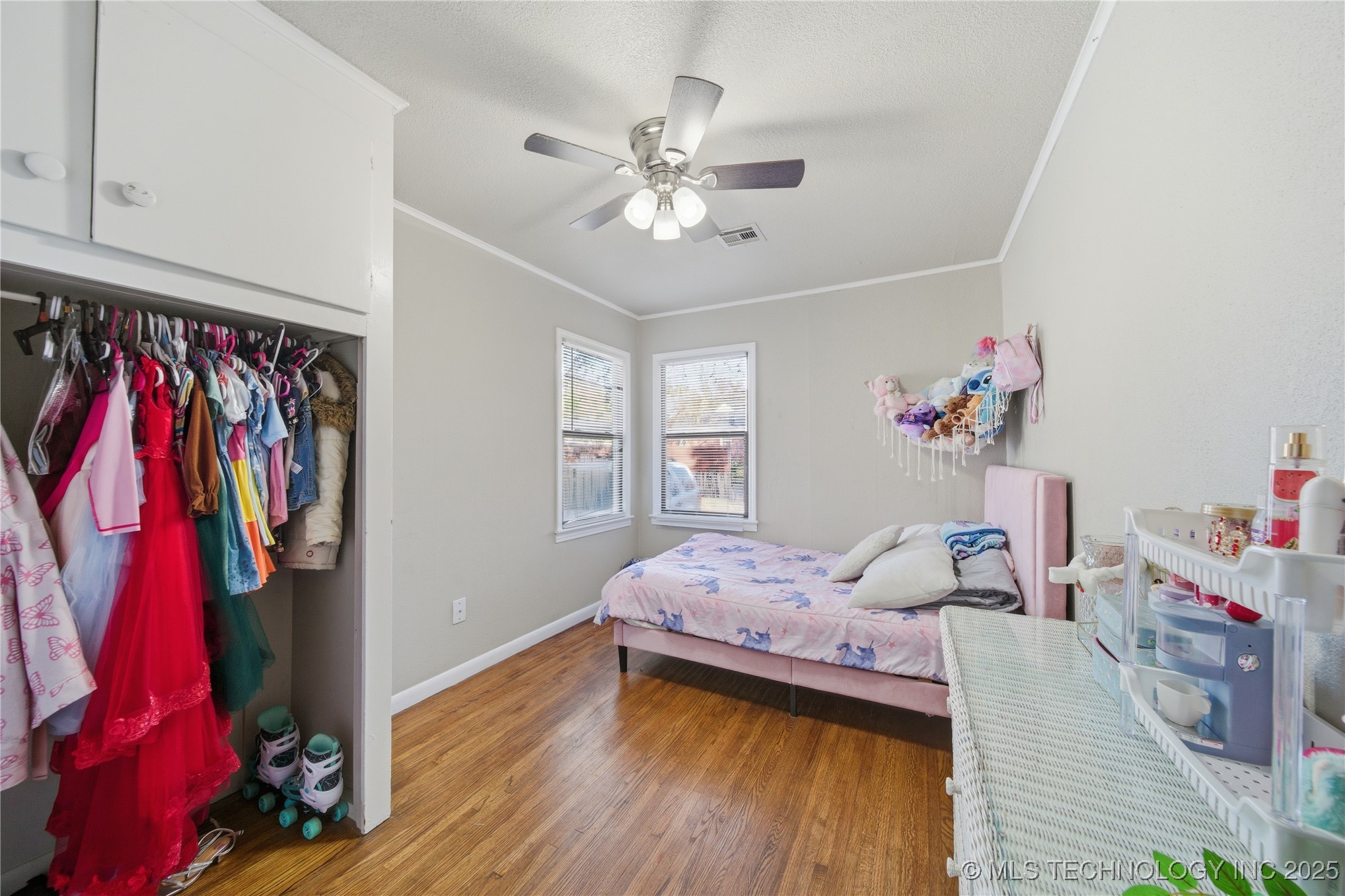 3212 E Haskell Street Property Photo 21