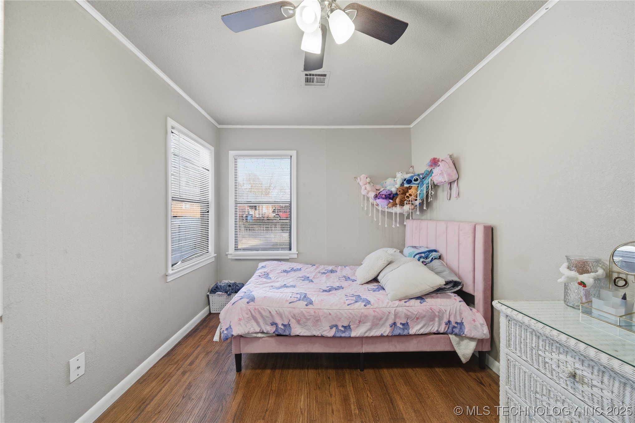 3212 E Haskell Street Property Photo 22